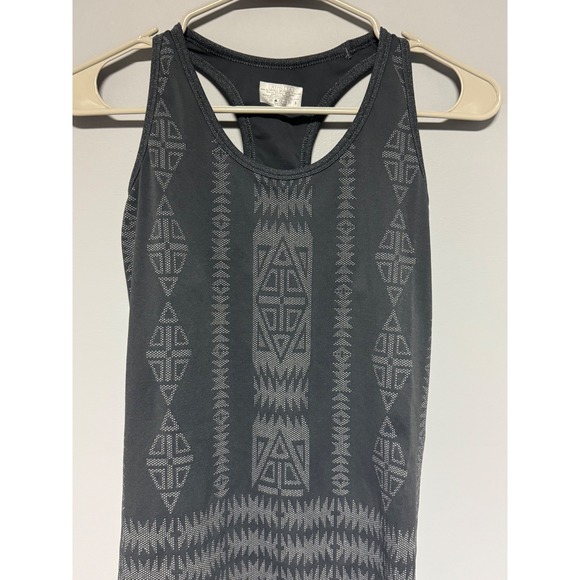 Athleta Grey Aztec Tribal‎ Racerback Tank Top Athletic Bra Liner Performance S - Picture 2 of 9